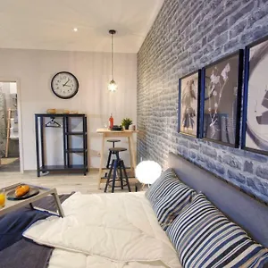 frank-kiss-apartments.primorje-gorskikotar.com/