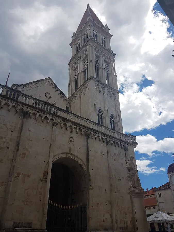 Apartments Jobst Trogir